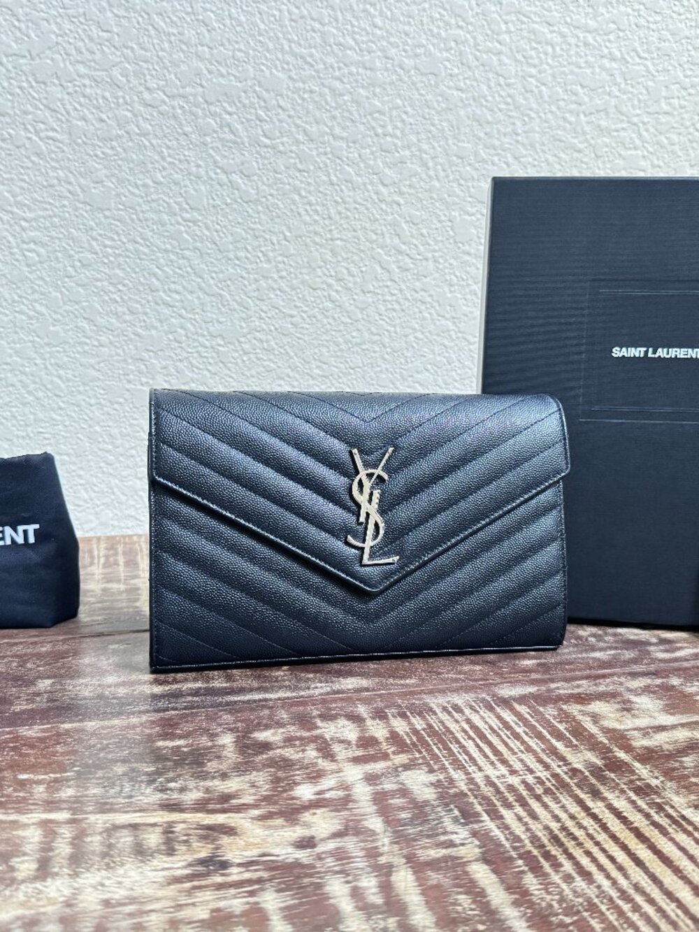 Saint Laurent Black Quilted Leather Shoulder Bag Full Set + Auth
